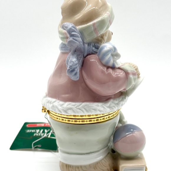 Large Teddy Bear & Toys Trinket Box Christmas Trim A Home K-Mart Vintage - Picture 4 of 14